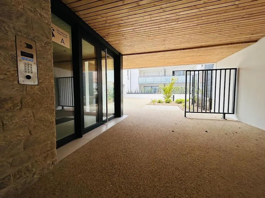 Apartment L'Hermine Terrasse Et Parking, 500 Plage Concarneau