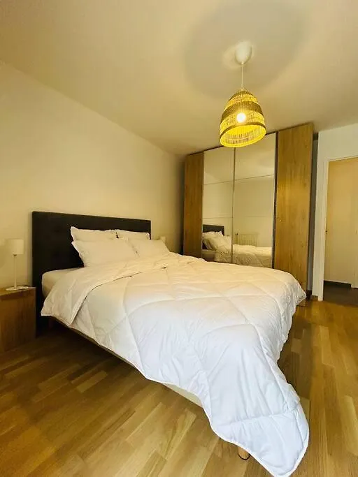 Apartment L'Hermine Terrasse Et Parking, 500 Plage Concarneau France