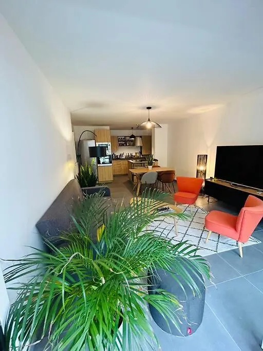 Apartment L'Hermine Terrasse Et Parking, 500 Plage Concarneau